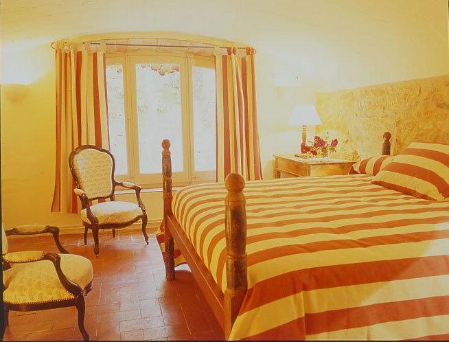 Hotel Restaurant El Pati Peratallada Ngoại thất bức ảnh
