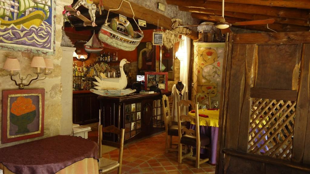 Hotel Restaurant El Pati Peratallada Ngoại thất bức ảnh