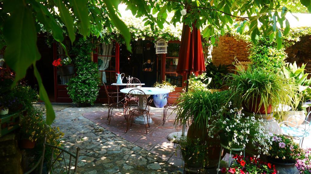 Hotel Restaurant El Pati Peratallada Ngoại thất bức ảnh
